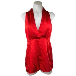 Elliatt Red Silk Satin Halter Sleeveless Deep V Neck Backless Romper Shorts Sz S